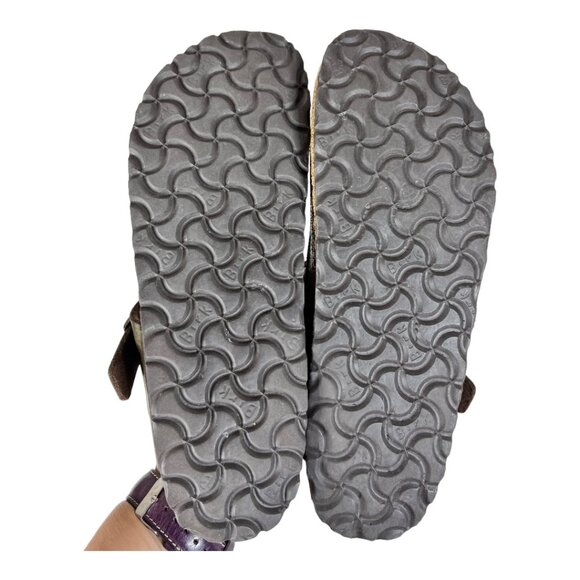 Copper Color Gizeh Birkenstocks - Picture 4 of 7